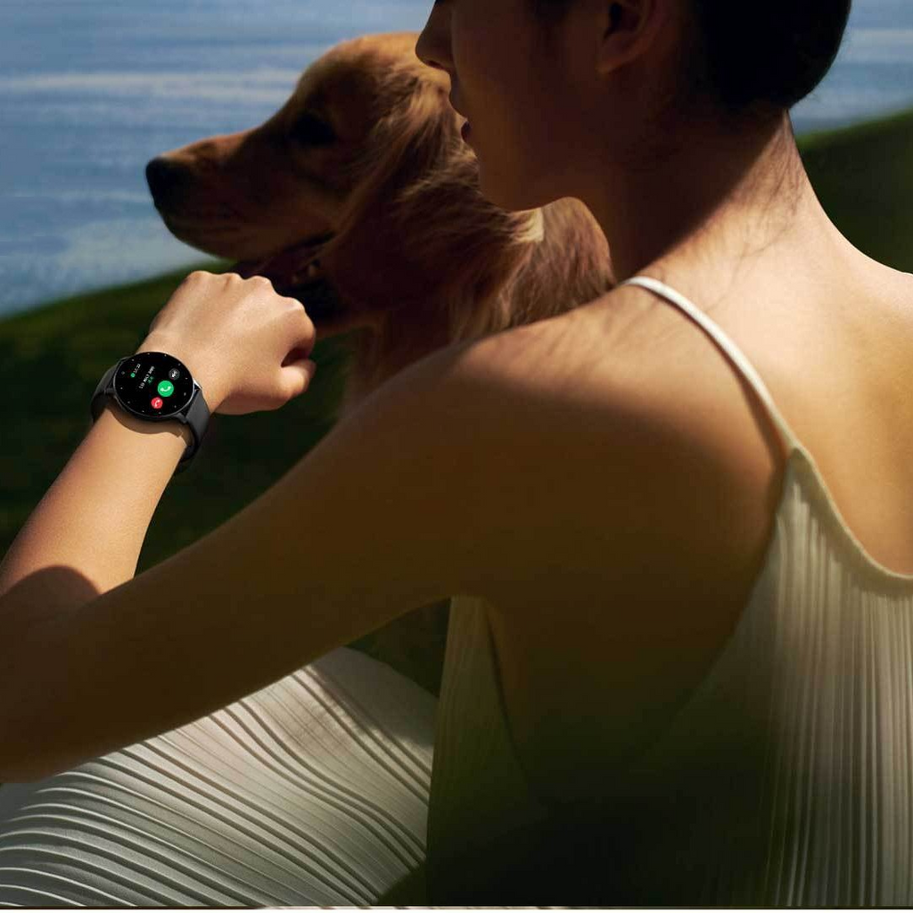 VitaTrack Fitness Smartwatch